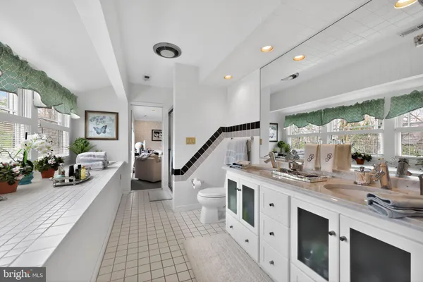 $2,490,000 | 43 Southwood Drive, Cherry Hill, NJ 08003