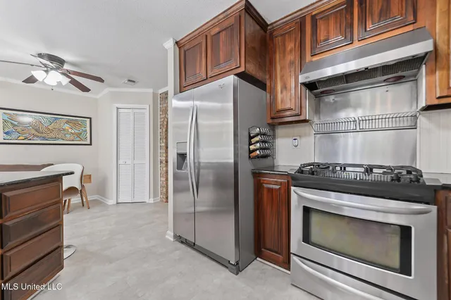 $349,900 | 105 Reynolds Circle, Ocean Springs, MS 39564