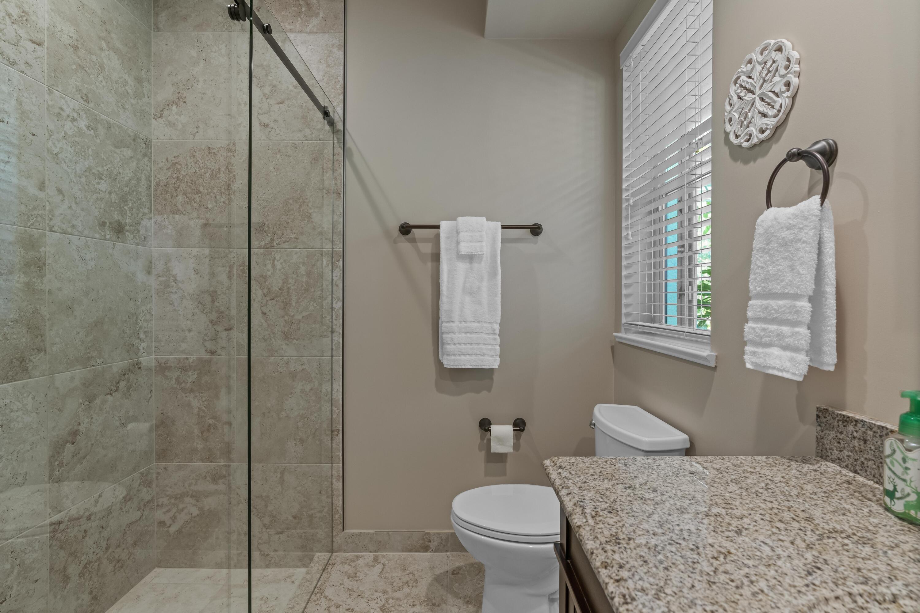 1440 Southeast Colony Way Jupiter, FL 33478 - Photo 41 of 57 2nd Guest Bath
