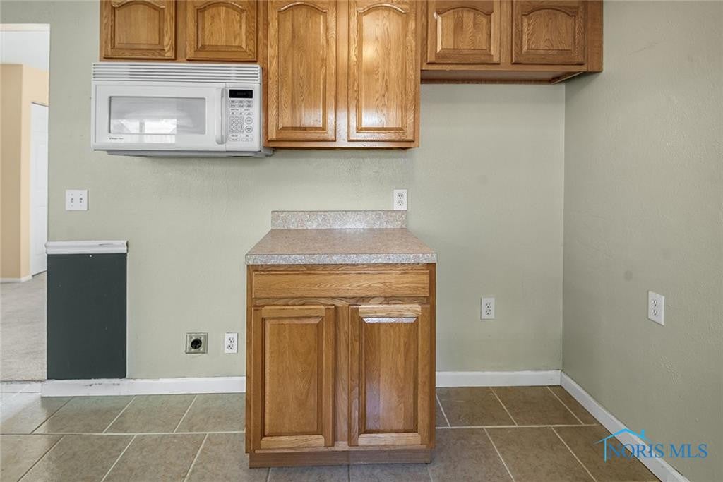 1921 Northover Road Toledo, OH 43613 - Photo 8 of 28 Gallery Image 8