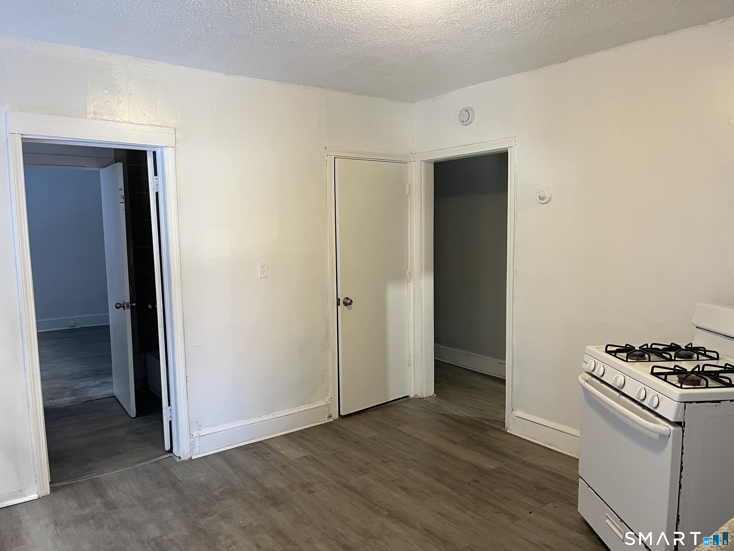 252 Sisson Avenue, Unit A1 Hartford, CT 06105 - Photo 5 of 6