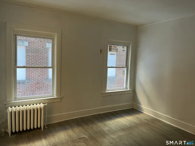 $1,200 | 252 Sisson Avenue, Unit A1, Hartford, CT 06105