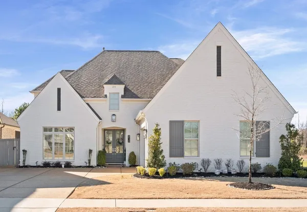 $750,000 | 215 PIERPONT Court, Collierville, TN 38017