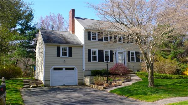 27 Kings Way Scituate, MA 02066 - Photo 1 of 19 Gallery Image 1