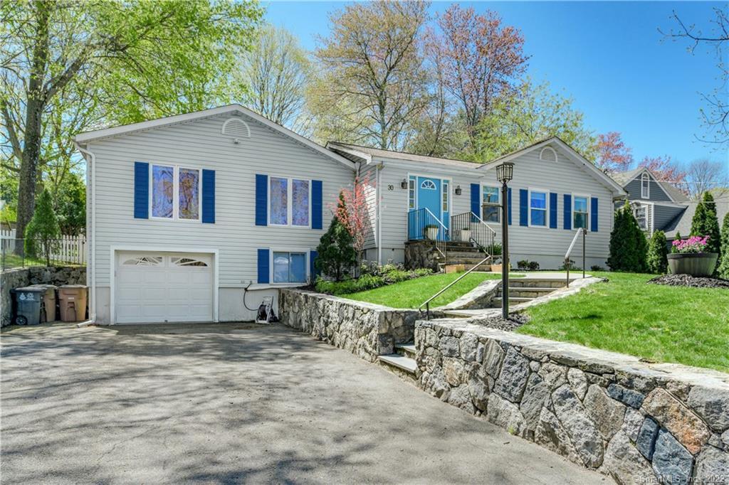 30 Emma Road Stamford, CT 06905 - Photo 1 of 1