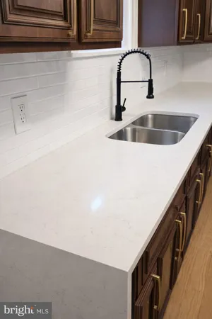 a close view of sink and tap
