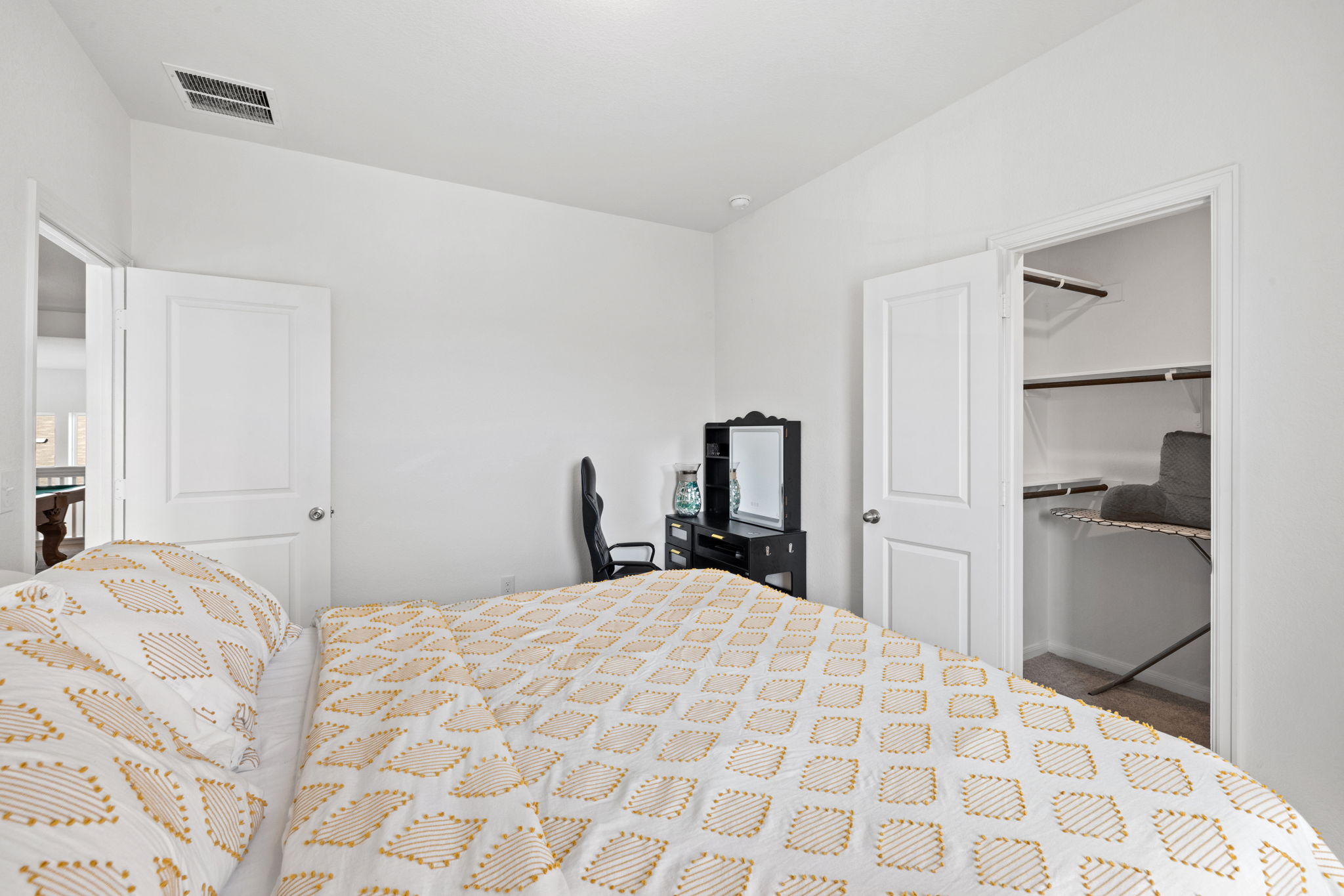 189 Durian Loop Buda, TX 78610 - Photo 22 of 38 Bedroom with a spacious closet