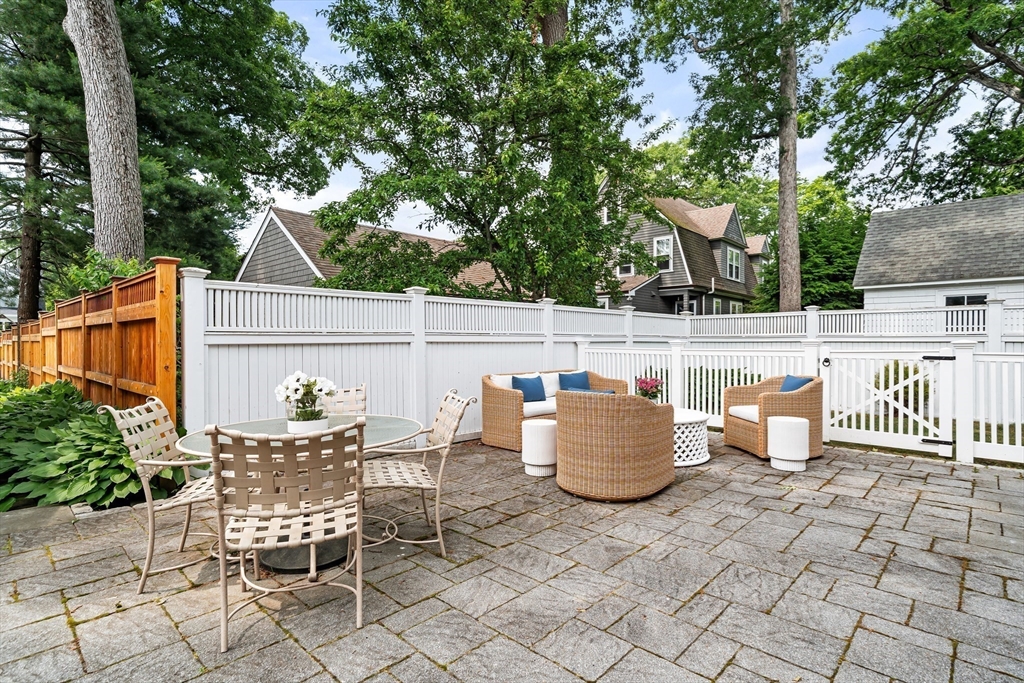24 Cleveland Road Needham, MA 02492 - Photo 26 of 31