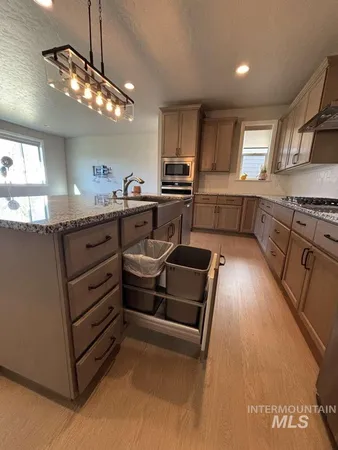 $469,900 | 5773 West Riva Capri Street, Meridian, ID 83646