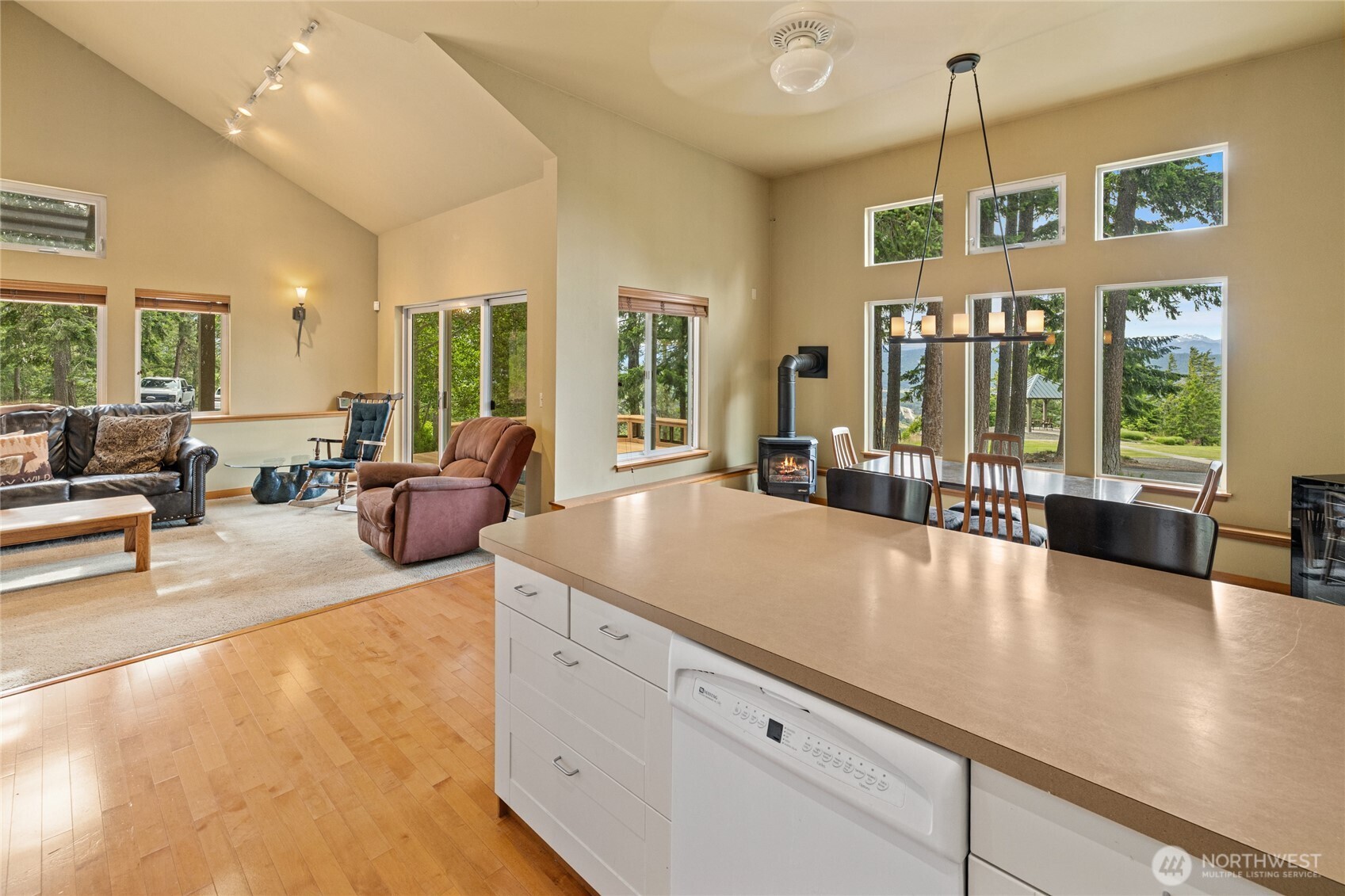 631 Thornton View Road Cle Elum, WA 98922 - Photo 10 of 40