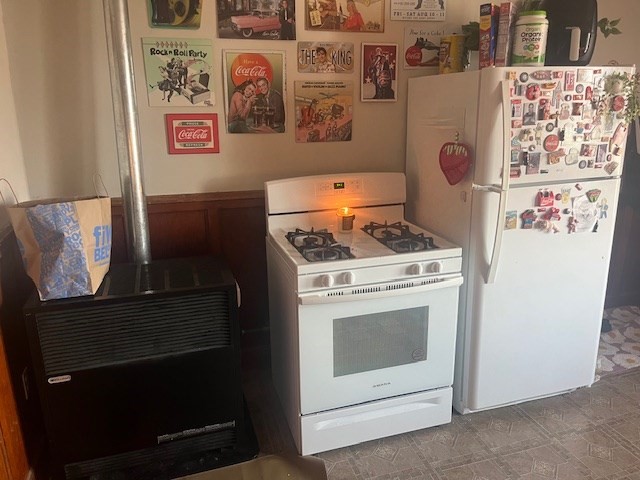75 Winthrop Street Woonsocket, RI 02895 - Photo 15 of 30 a utility room with dryer and washer