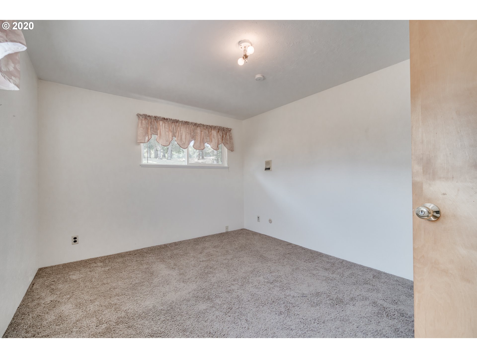 28050 Liberty Road Sweet Home, OR 97386 - Photo 20 of 32 Gallery Image 20