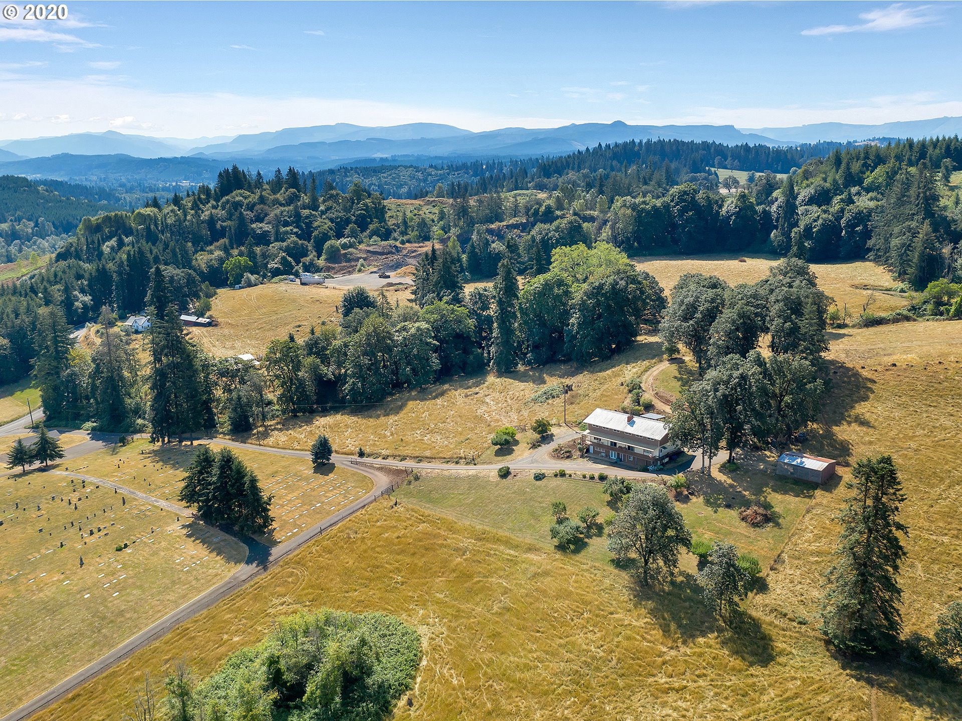 28050 Liberty Road Sweet Home, OR 97386 - Photo 2 of 32 Gallery Image 2