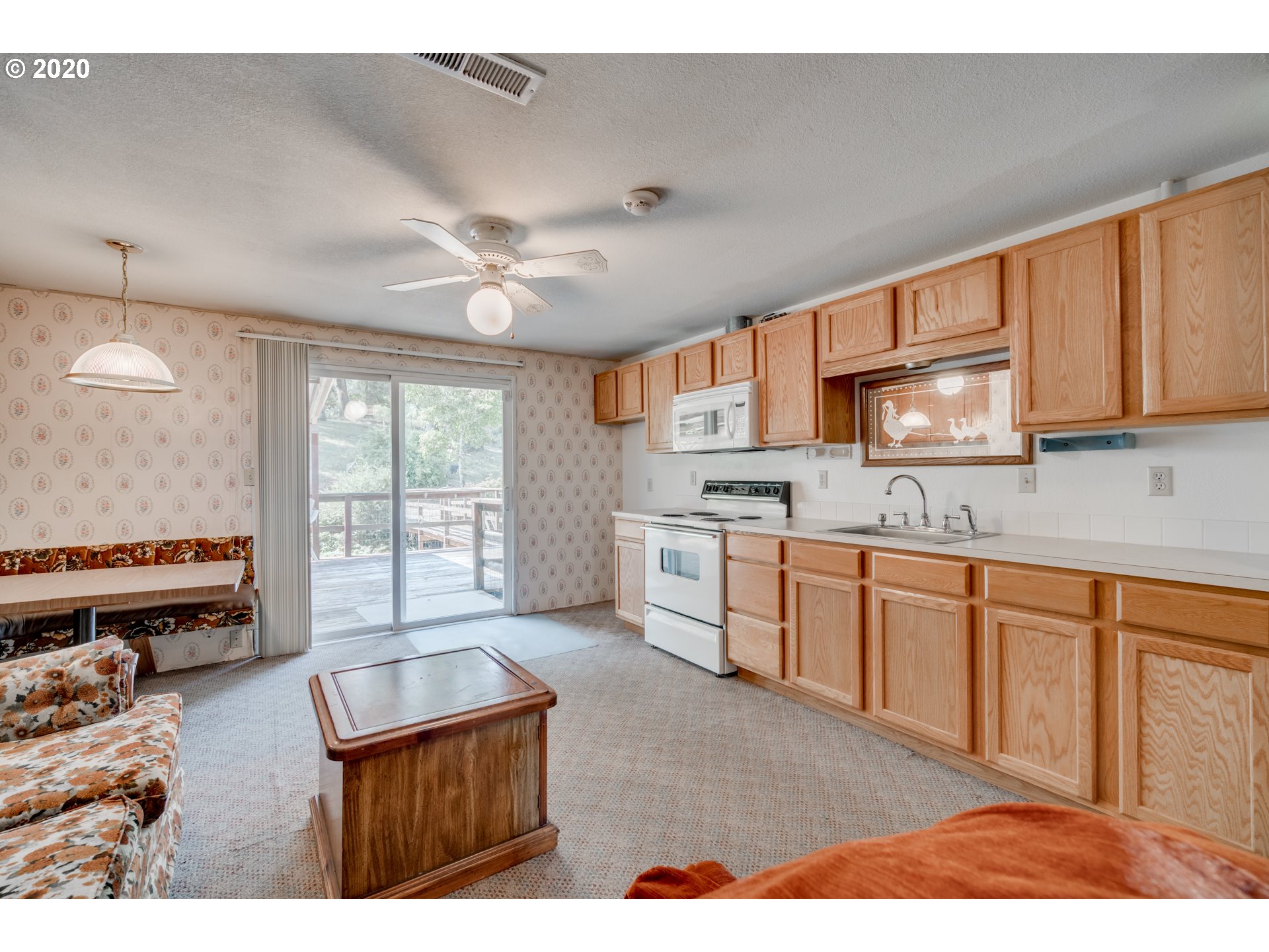 28050 Liberty Road Sweet Home, OR 97386 - Photo 27 of 32 Gallery Image 27