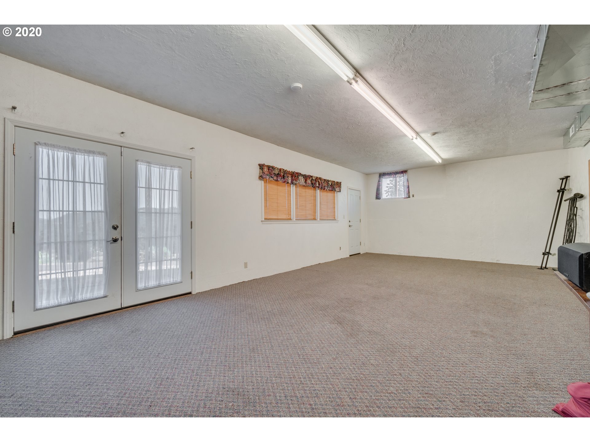 28050 Liberty Road Sweet Home, OR 97386 - Photo 31 of 32 Gallery Image 31
