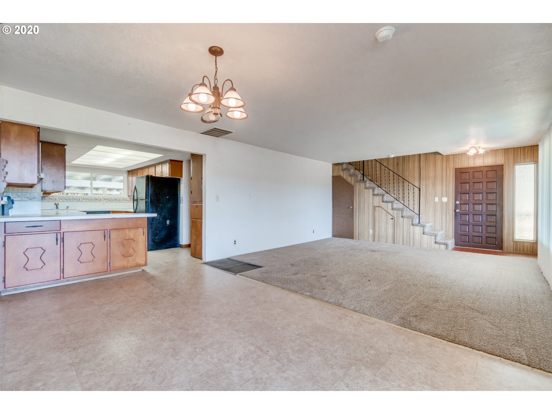 28050 Liberty Road Sweet Home, OR 97386 - Photo 9 of 32 Gallery Image 9