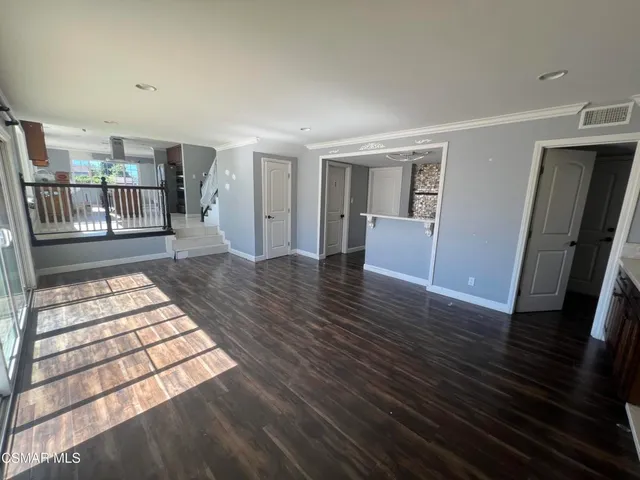 $7,000 | 334 West Avenida De Las Flores, Thousand Oaks, CA 91360