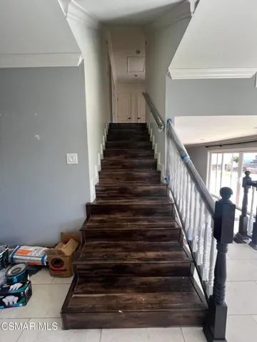 $7,000 | 334 West Avenida De Las Flores, Thousand Oaks, CA 91360