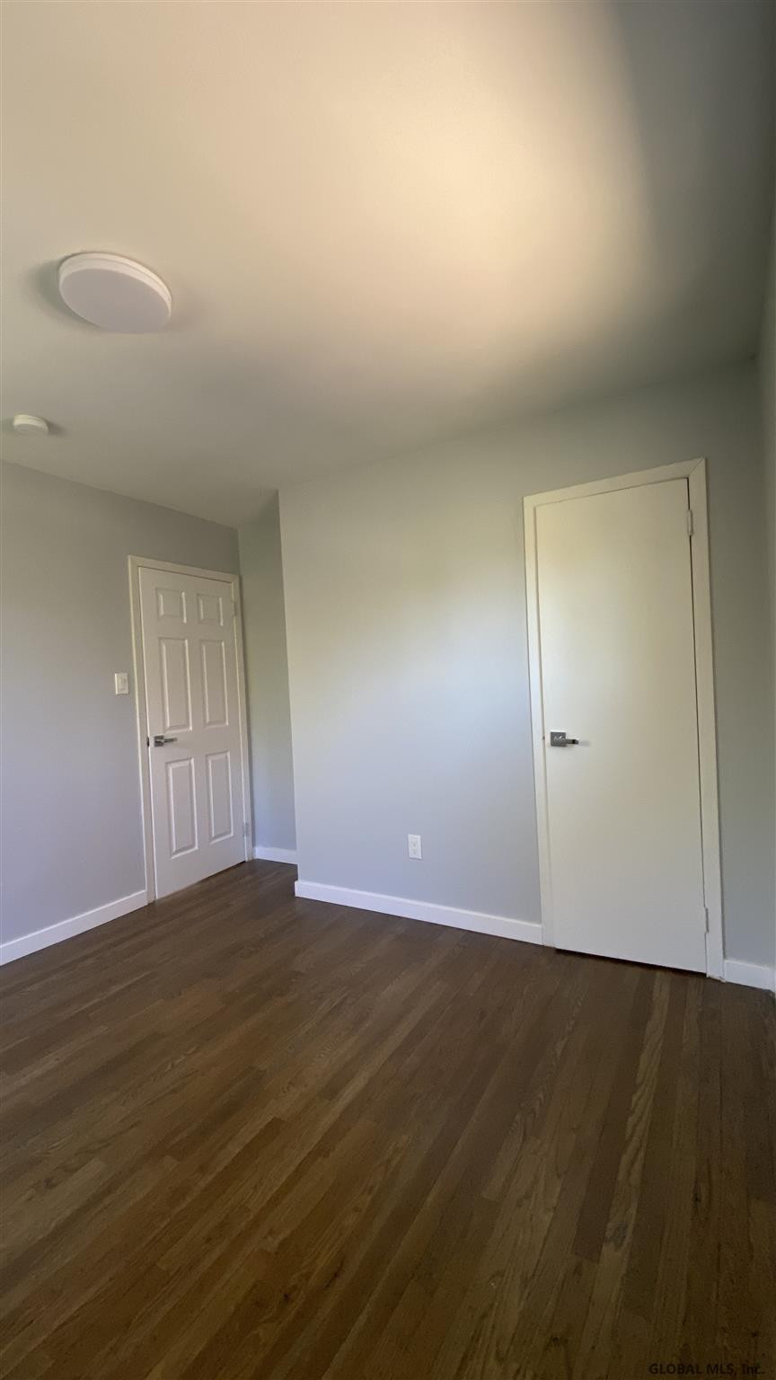 33 Hunting Road Colonie, NY 12205 - Photo 17 of 31 Photo 17
