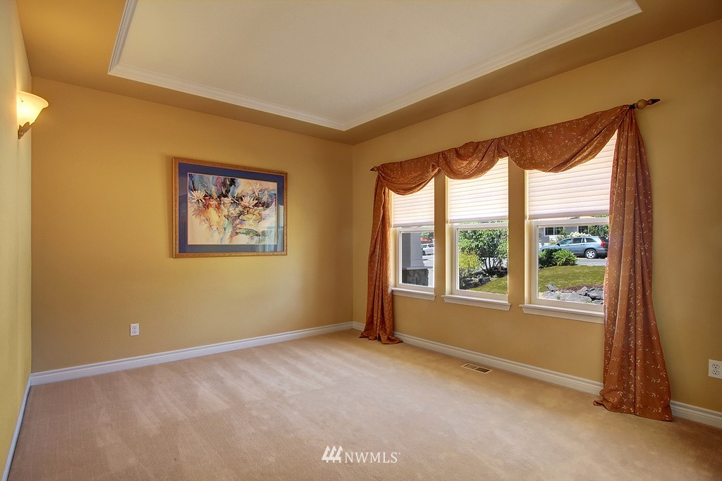 16021 Southeast 136th Street Renton, WA 98059 - Photo 13 of 19 Gallery Image 13