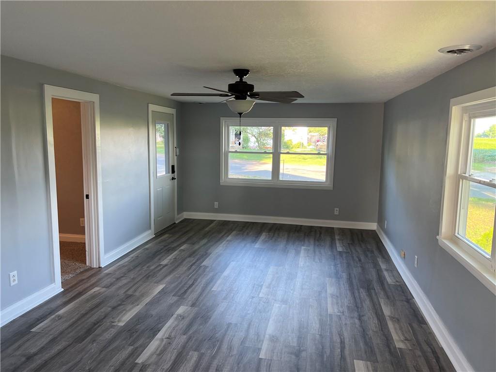 376 Main Street Rosedale, IN 47874 - Photo 10 of 24 Gallery Image 10