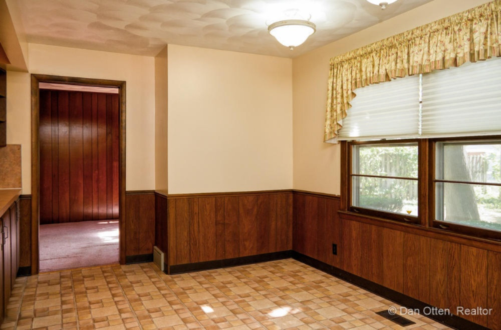 2530 Bedford Road Lansing, MI 48911 - Photo 16 of 46 Eating Area v3