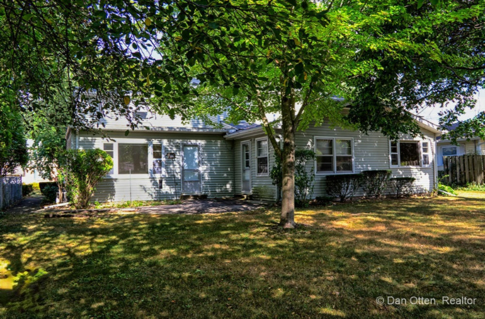 2530 Bedford Road Lansing, MI 48911 - Photo 45 of 46 House Back v2