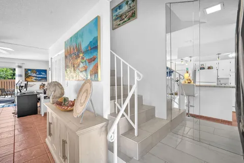 a view of entryway and workspace