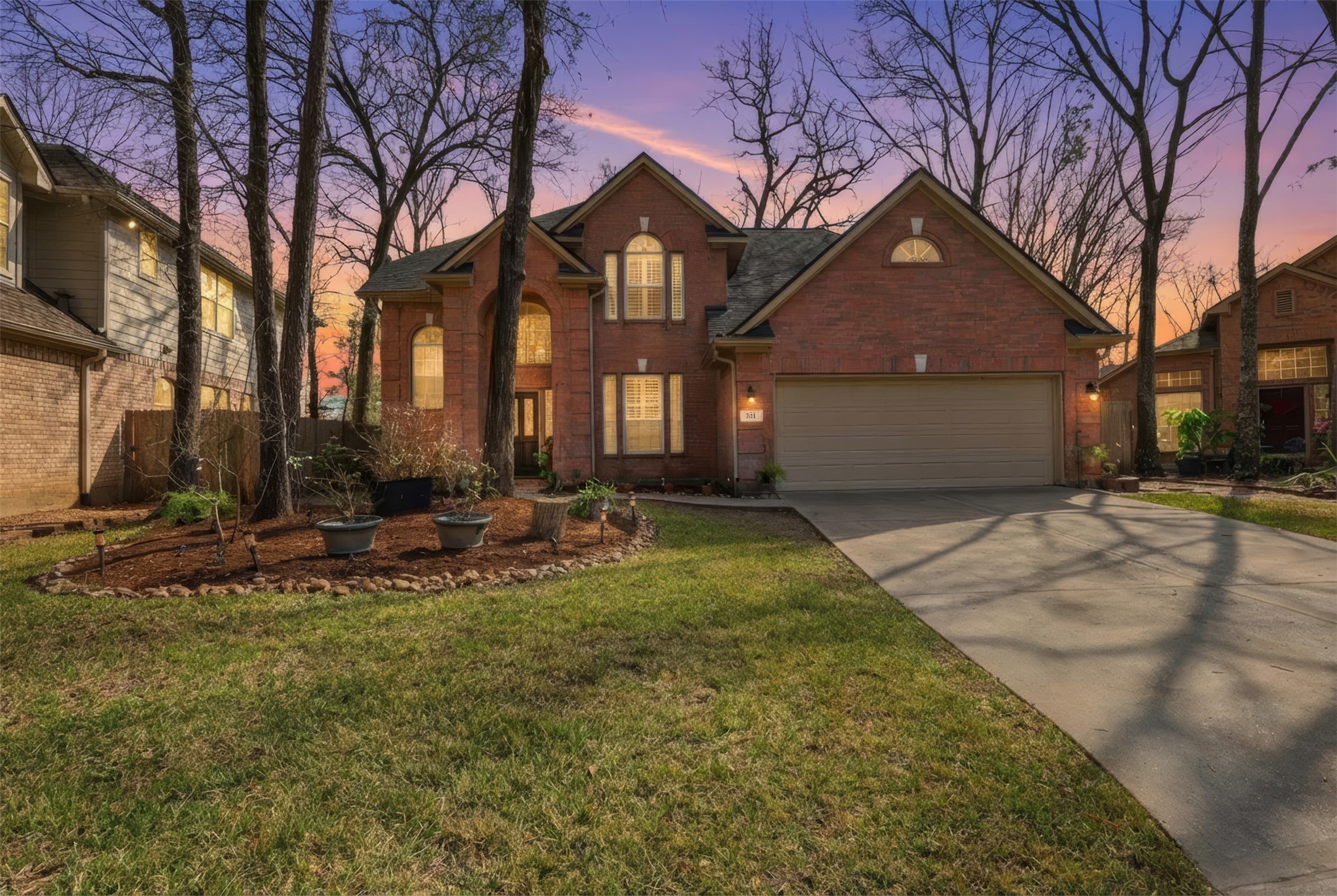 102 Wimberly Way Conroe, TX 77385 - Photo 1 of 33