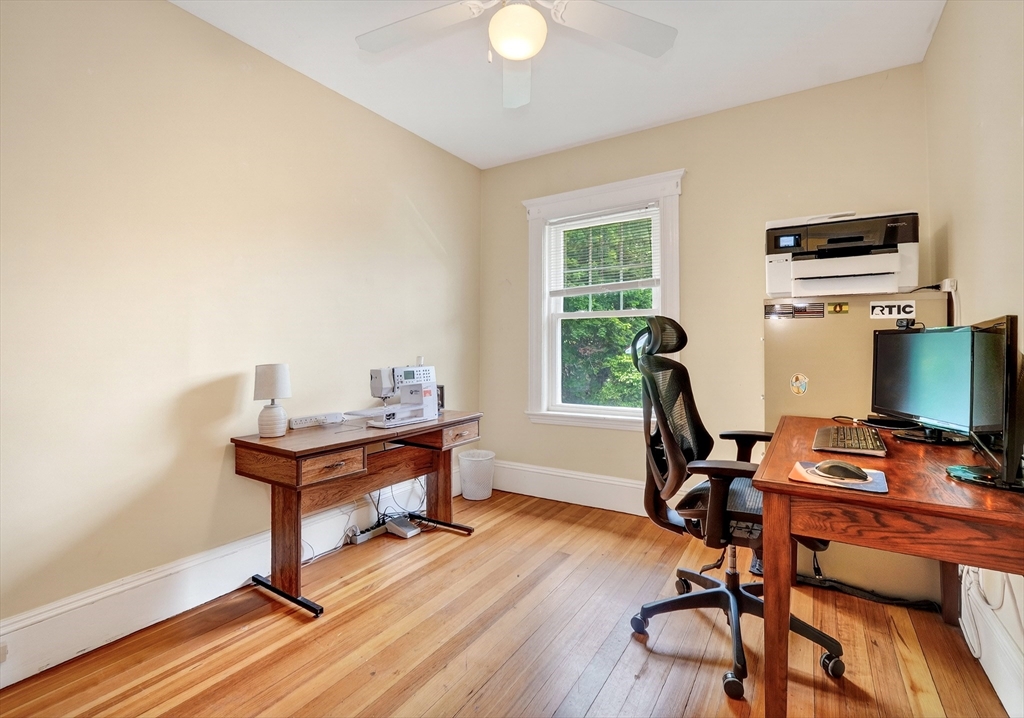 45 Maple Road Melrose, MA 02176 - Photo 29 of 38