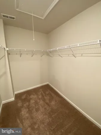 $1,875 | 25 Cranston Court, Falling Waters, WV 25419