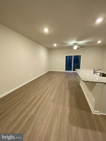 $1,875 | 25 Cranston Court, Falling Waters, WV 25419