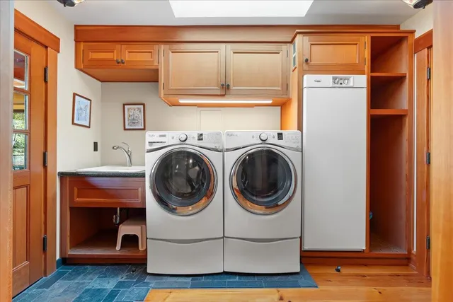 $3,888,888 | 10965 Miramonte Road, Cupertino, CA 95014