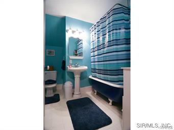 633 Locust Carrollton, IL 62016 - Photo 22 of 24 Gallery Image 22