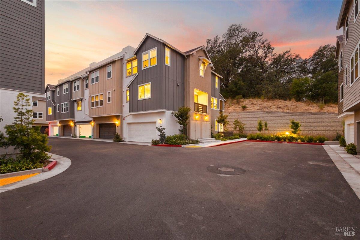 649 Semillon Lane Santa Rosa, CA 95403 - Photo 36 of 38