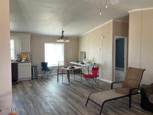 5225 Fort Grant Road Willcox, AZ 85643 - Photo 2 of 6 Dining-Area