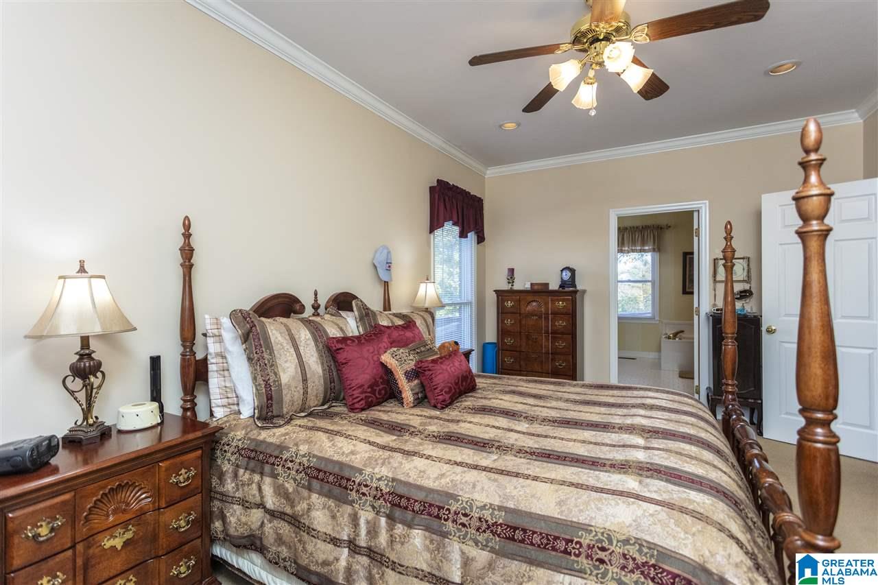 4041 South Shades Crest Road Birmingham, AL 35244 - Photo 21 of 45