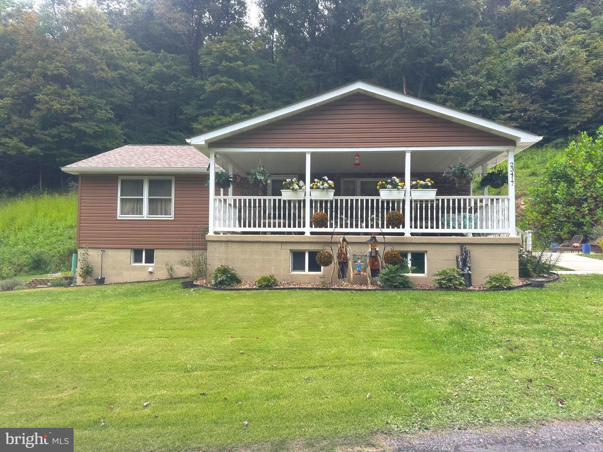23417 Potomac Hollow Road Southwest Barton, MD 21521 - Photo 3 of 38 Gallery Image 3