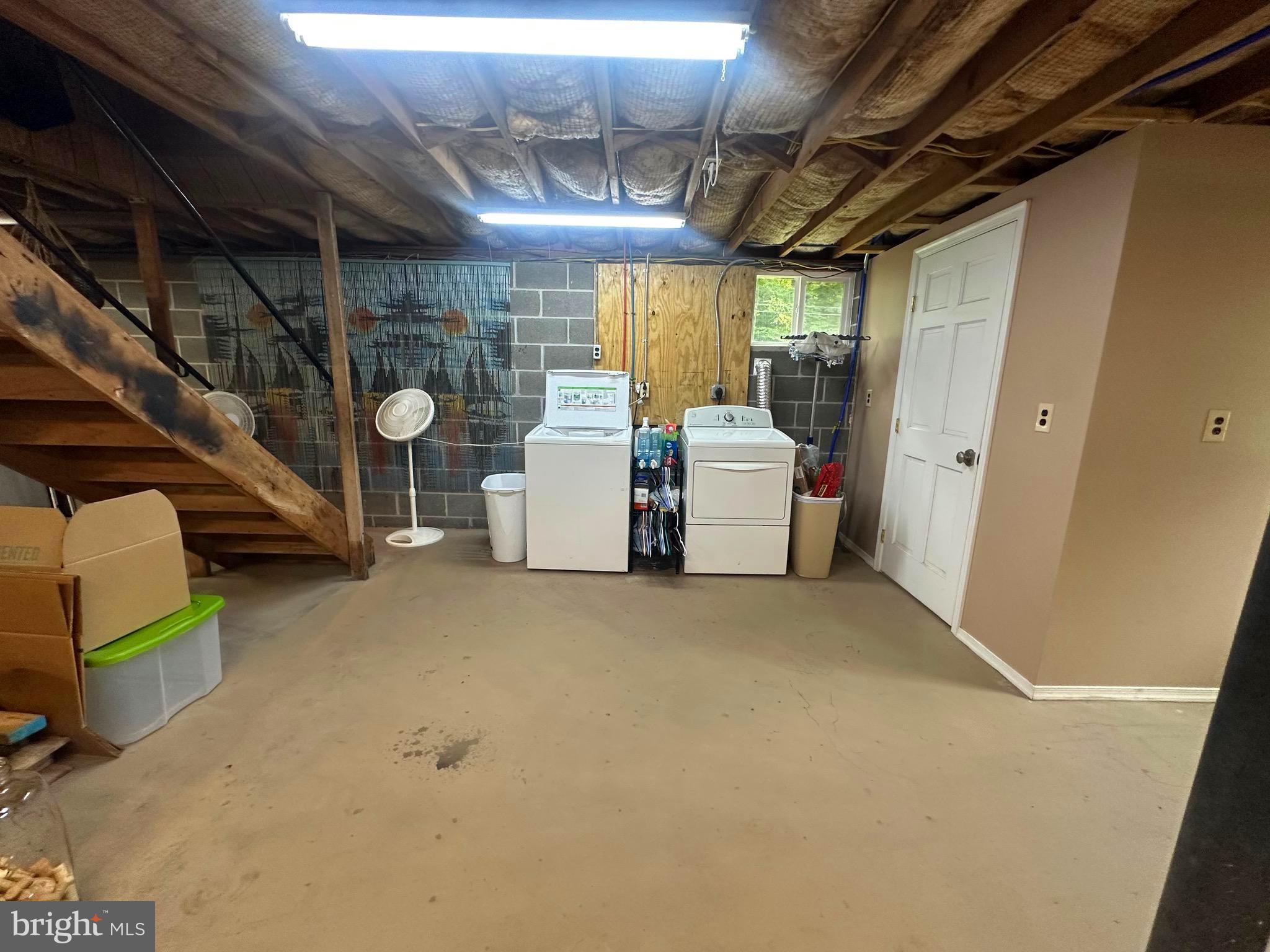23417 Potomac Hollow Road Southwest Barton, MD 21521 - Photo 35 of 38 Laundry