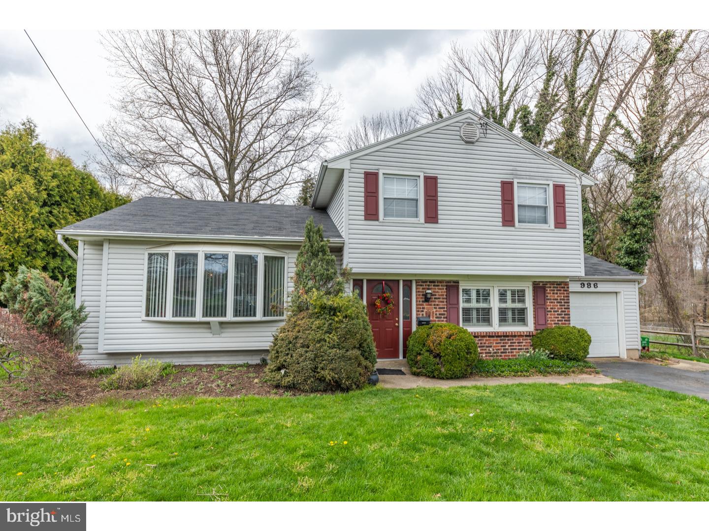 986 Independence Road Warminster, PA 18974 - Photo 1 of 13 Gallery Image 1