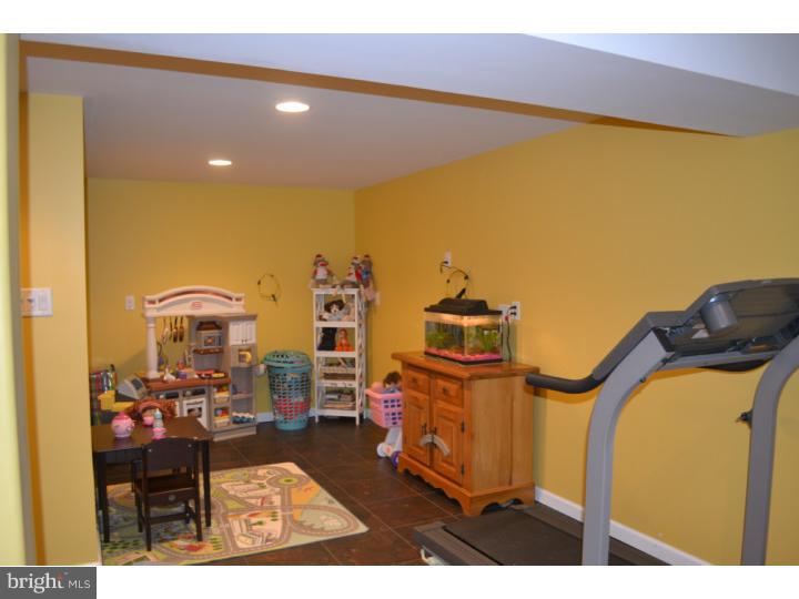 209 Oakshade Road Tabernacle, NJ 08088 - Photo 14 of 22 Family Room