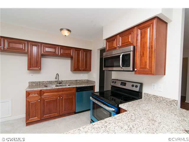 1404 Portlock Road Chesapeake, VA 23324 - Photo 11 of 23 Kitchen