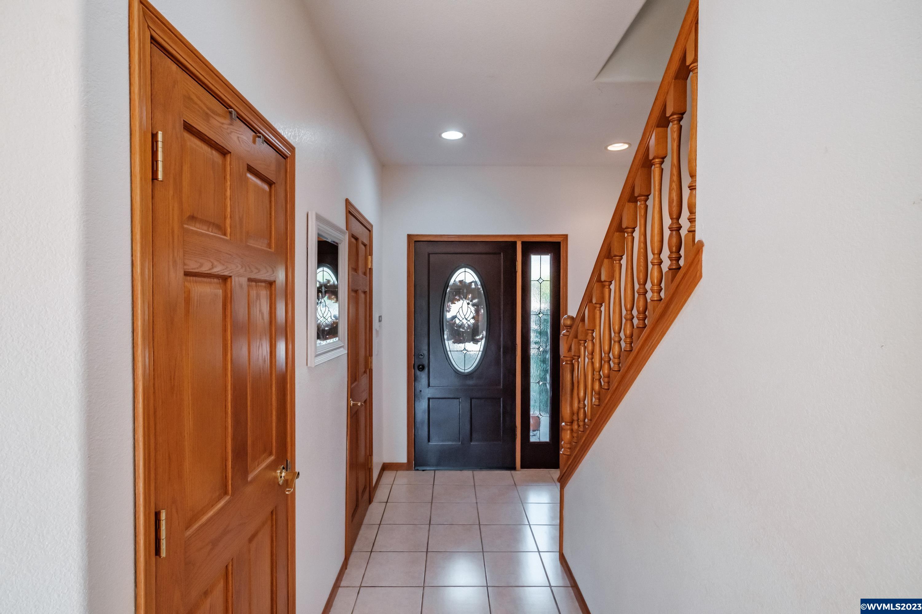 62236 Silver Road Coos Bay, OR 97420 - Photo 17 of 42 Gallery Image 17