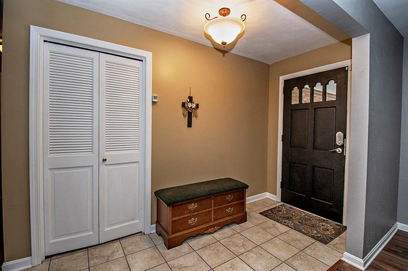 596 McCombs Road Venetia, PA 15367 - Photo 16 of 25