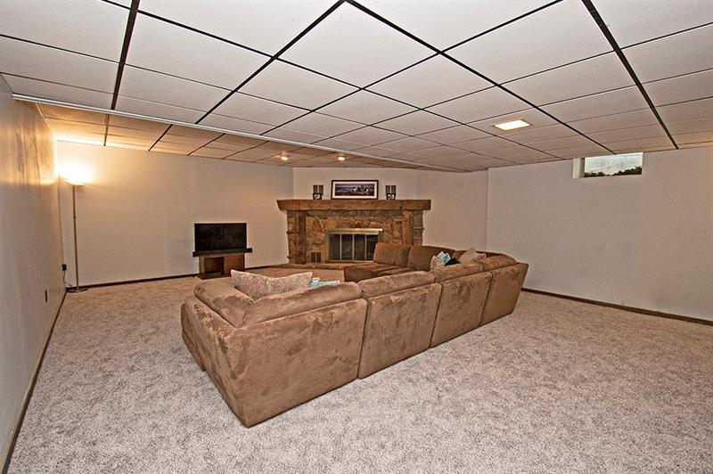 596 McCombs Road Venetia, PA 15367 - Photo 23 of 25