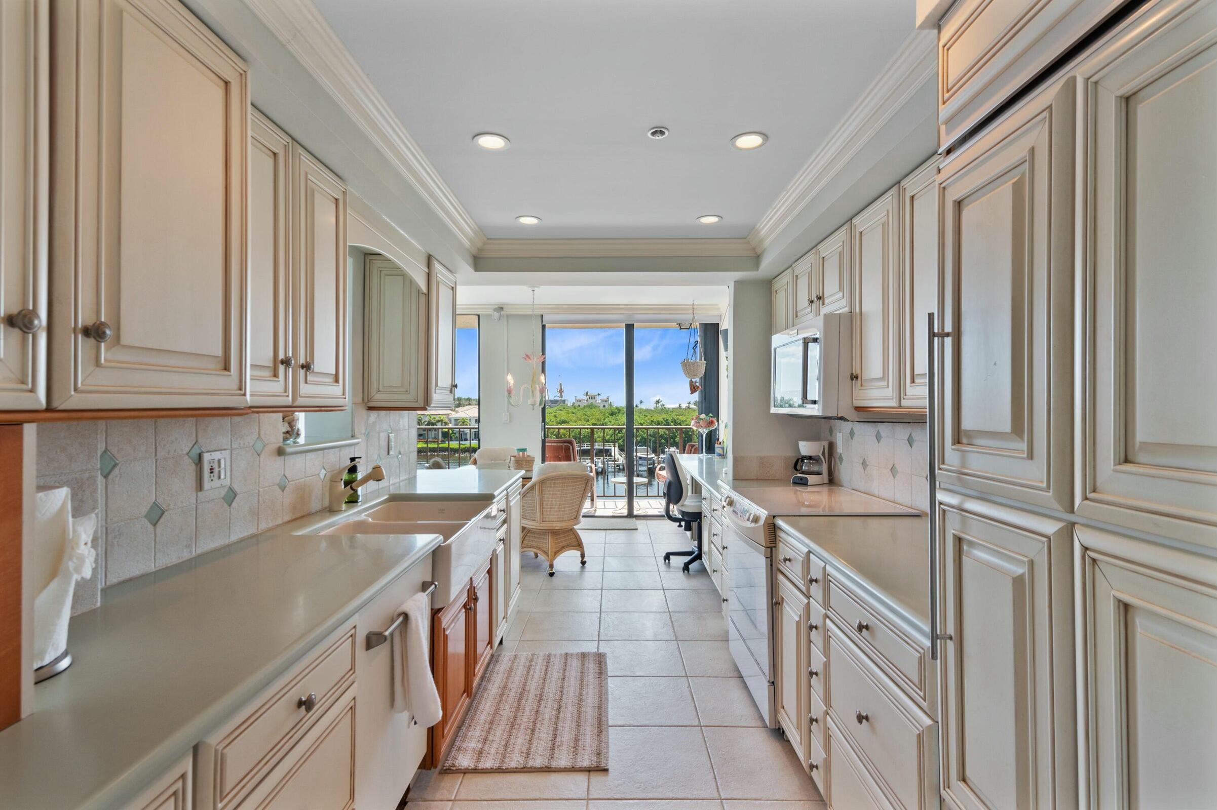 899 Jeffery Street, Unit 514 Boca Raton, FL 33487 - Photo 5 of 56 tempImagedd8RkM