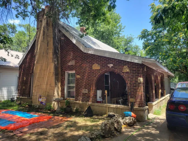 $73,500 | 416 South D Street, Arkansas City, KS 67005