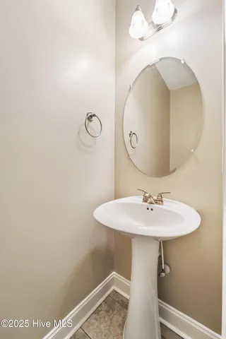 $2,395 | 105 Rita Lane, Hampstead, NC 28443