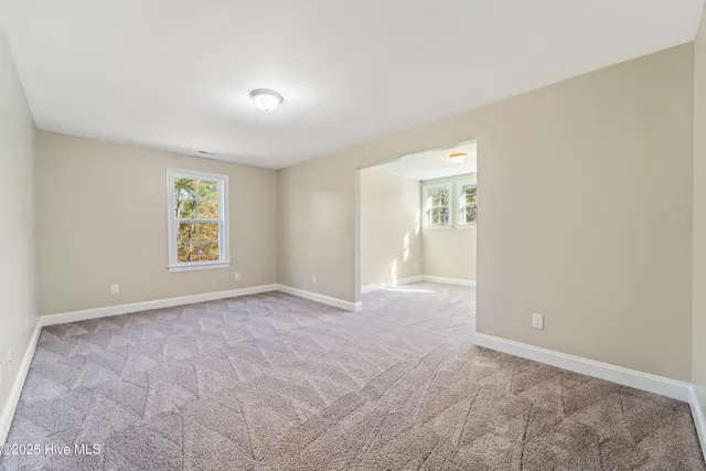 $2,395 | 105 Rita Lane, Hampstead, NC 28443