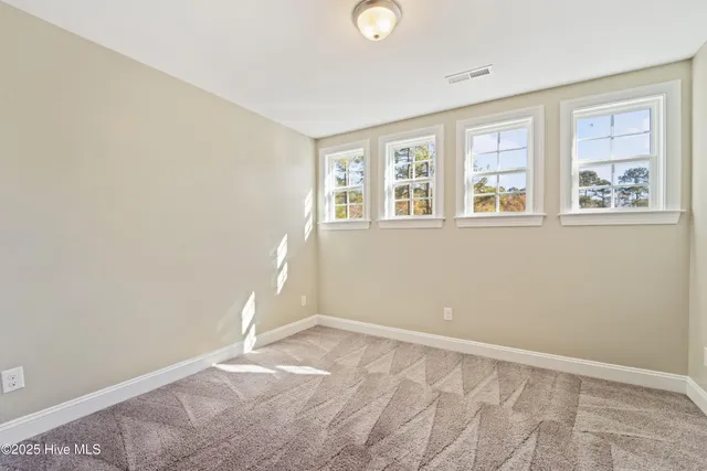 $2,395 | 105 Rita Lane, Hampstead, NC 28443